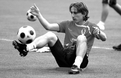 双杀黄蜂，快船末节爆发，莱恩纳德35分5篮板，哈登轰进32分！