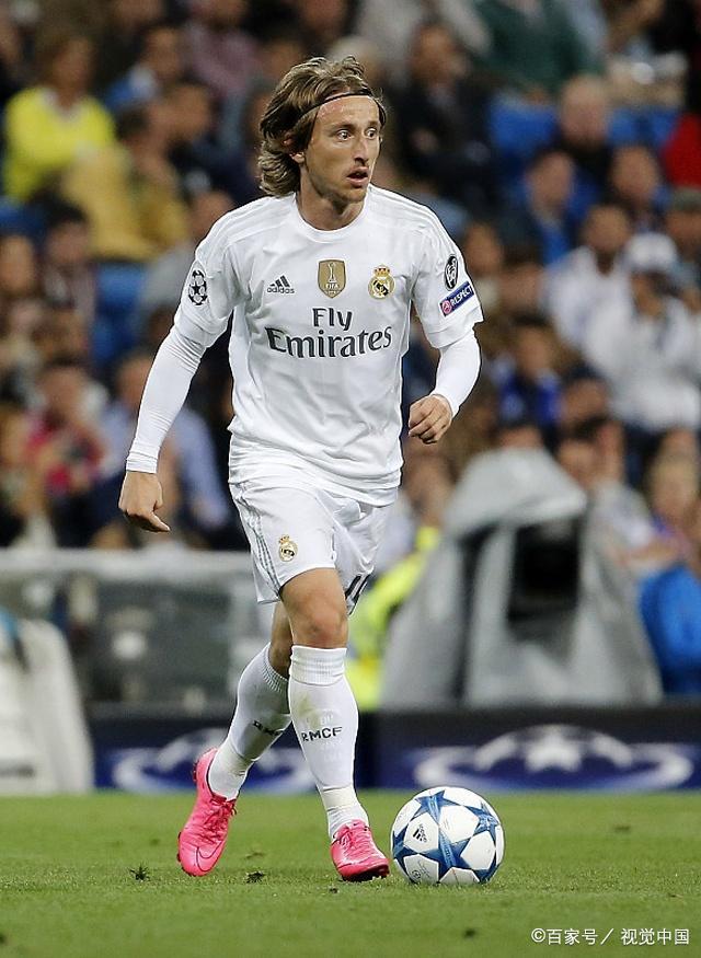 喝大了？美媒逆天交易模拟：独行侠弗拉格克莱PJ换布克+三首轮