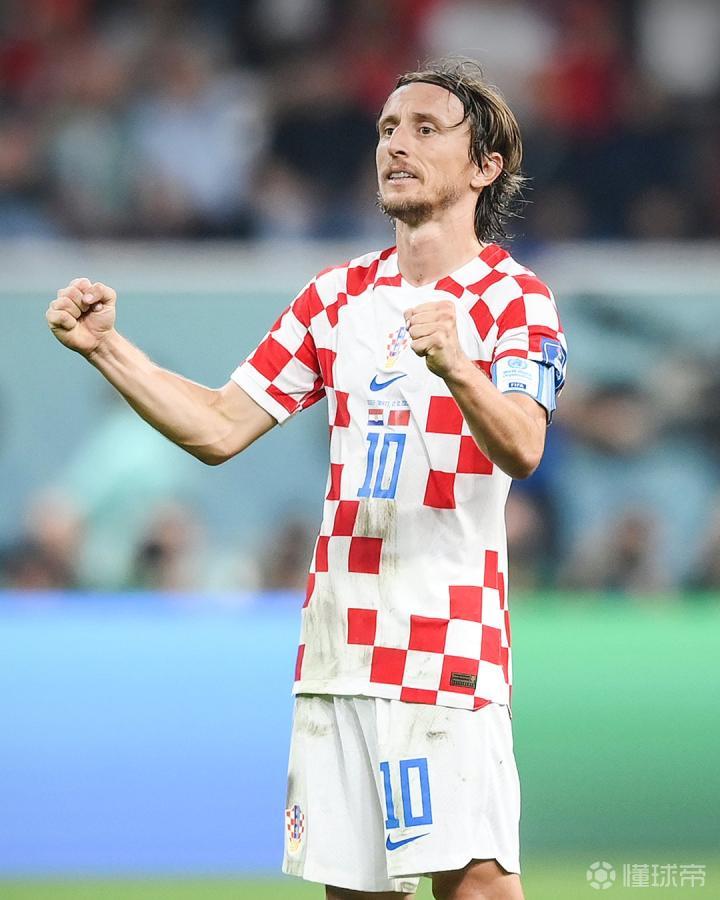 芝加哥公牛球员诺亚·埃森格因伤报销，NBA生涯受挫，发展联盟表现亮眼，未来仍有潜力。